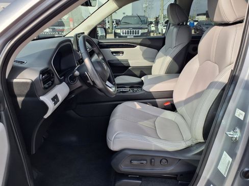 Used 2023 Honda Pilot EX-L image 17