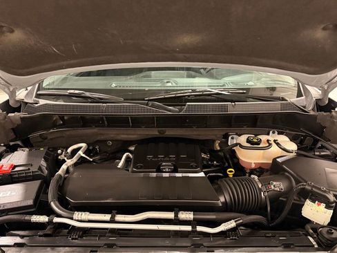 Used 2024 Chevrolet Silverado 1500 Custom image 11