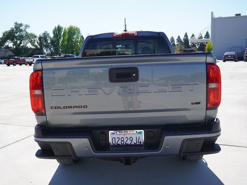 Used 2022 Chevrolet Colorado Z71 AWD/4WD image 12