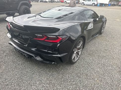 Used 2024 Chevrolet Corvette Z06 w/ Battery Protection Package image 7