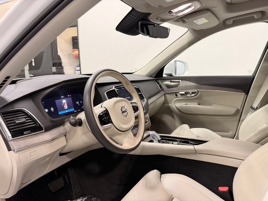 Used 2024 Volvo XC90 B6 Ultimate w/ Protection Package Premier AWD/4WD image 11