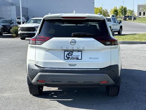 Used 2023 Nissan Rogue SV w/ SV Premium Package AWD/4WD image 26