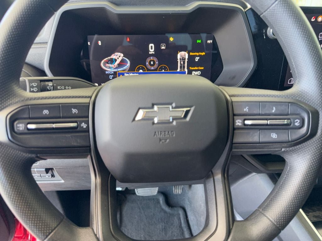 Used 2025 Chevrolet Colorado Trail Boss AWD/4WD image 16