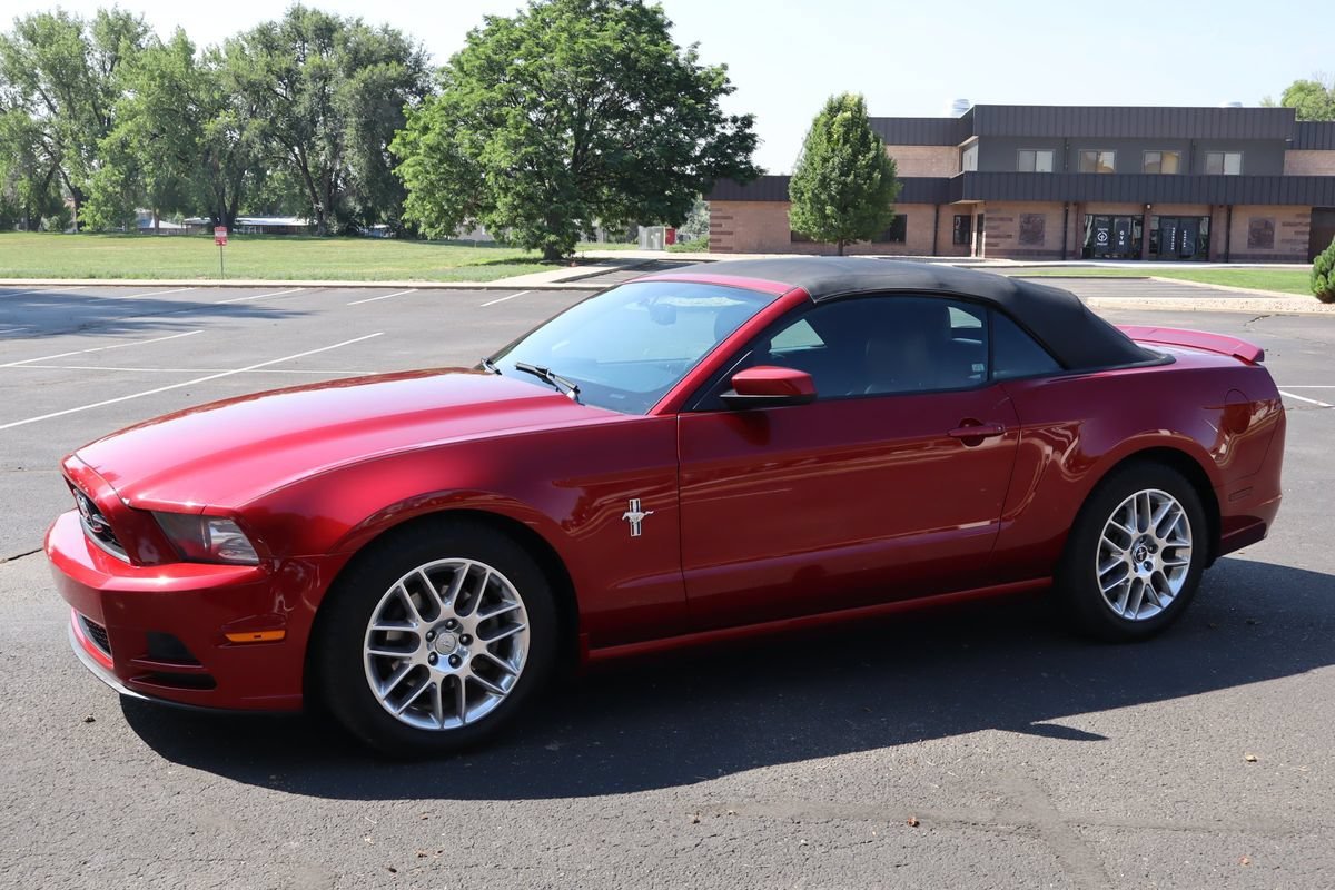 Used 2014 Ford Mustang Premium w/ Equipment Group 202A RWD image 10