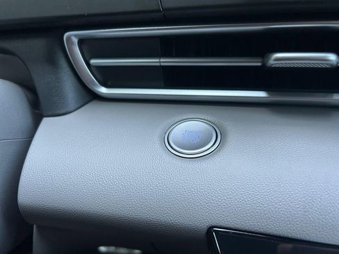 New 2025 Hyundai Elantra Sport image 32