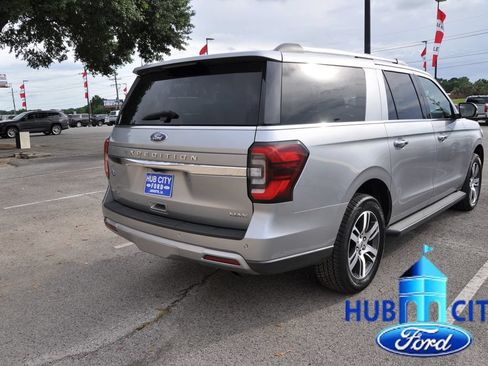 Used 2024 Ford Expedition Max Limited AWD/4WD image 5