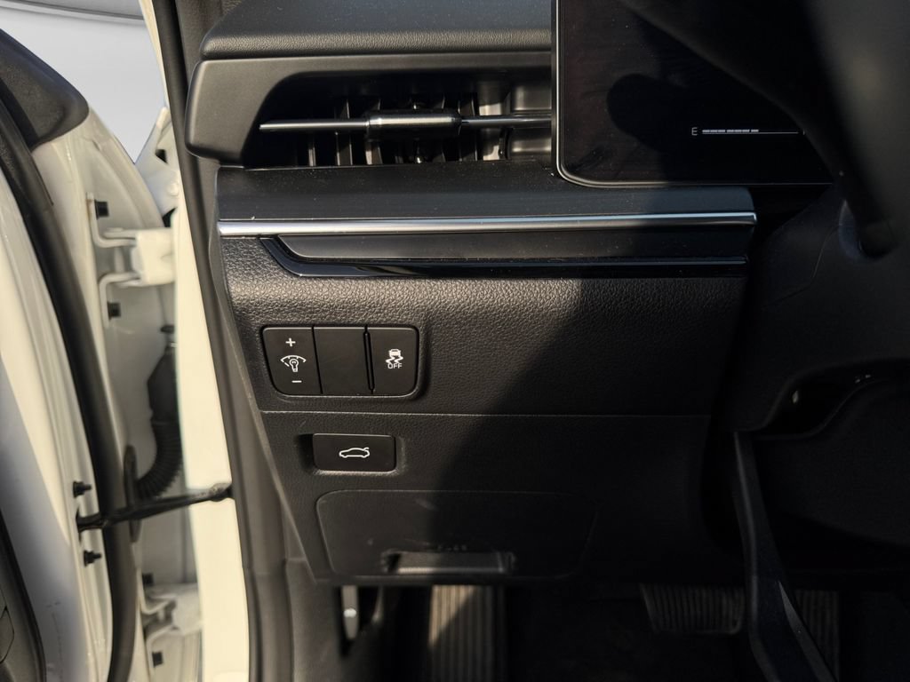 Used 2025 Kia K5 GT-Line w/ GT-Line Premium Package FWD image 21