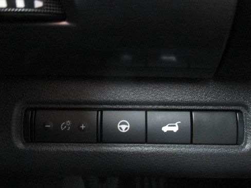 Used 2023 Nissan Pathfinder SL w/ SL Premium Package AWD/4WD image 23