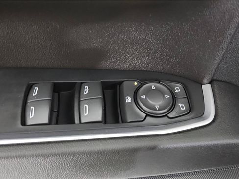 Used 2023 GMC Sierra 1500 Elevation AWD/4WD image 12