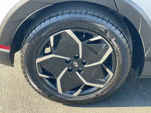 Certified 2024 Hyundai Ioniq 5 SEL image 30