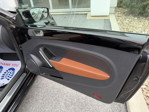 Used 2017 Volkswagen Beetle 1.8T Classic image 16