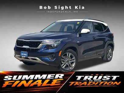 Used 2023 Kia Seltos S w/ Navigation Package