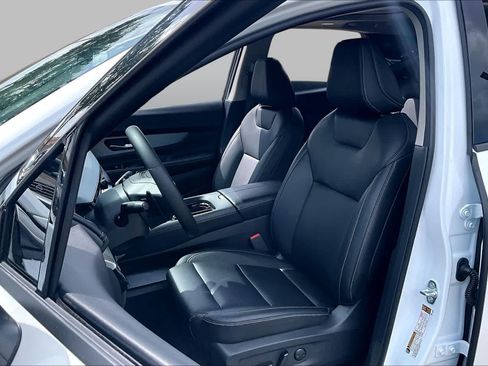 Certified 2025 Nissan Murano SL AWD/4WD image 8