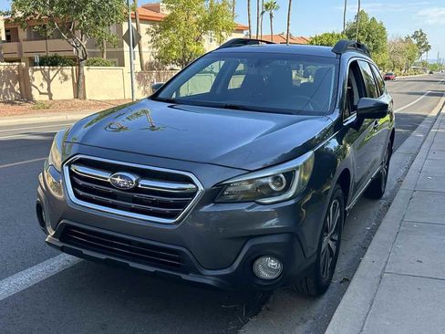 Used 2018 Subaru Outback 2.5i Limited AWD/4WD image 4