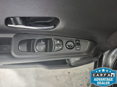 Used 2023 Nissan Kicks SV FWD image 25