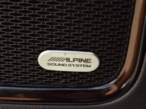 Used 2024 Jeep Compass Limited w/ Sun and Sound Group AWD/4WD image 29