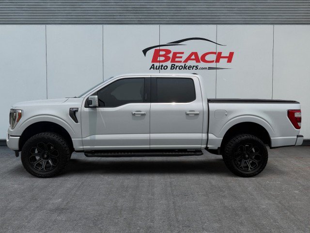 Used 2021 Ford F150 Lariat w/ Equipment Group 502A High AWD/4WD image 3