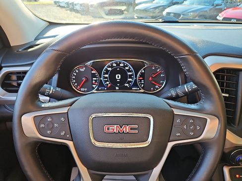 Used 2020 GMC Acadia Denali image 18