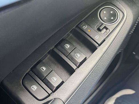 Used 2024 Kia Seltos EX AWD/4WD image 29