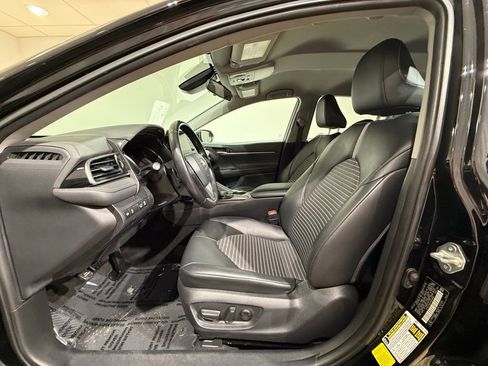 Certified 2023 Toyota Camry SE image 12