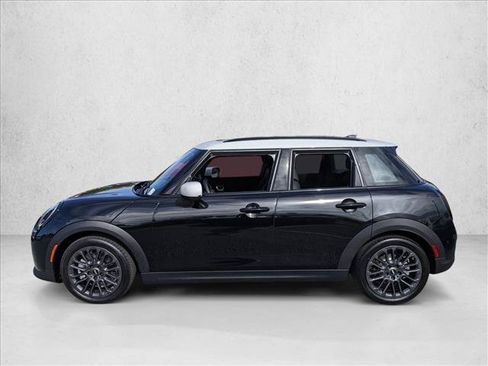 New 2026 MINI Cooper 4-Door Hardtop FWD image 5