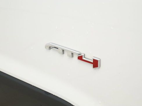 Used 2022 GMC Acadia AT4 w/ Technology Package AWD/4WD image 19