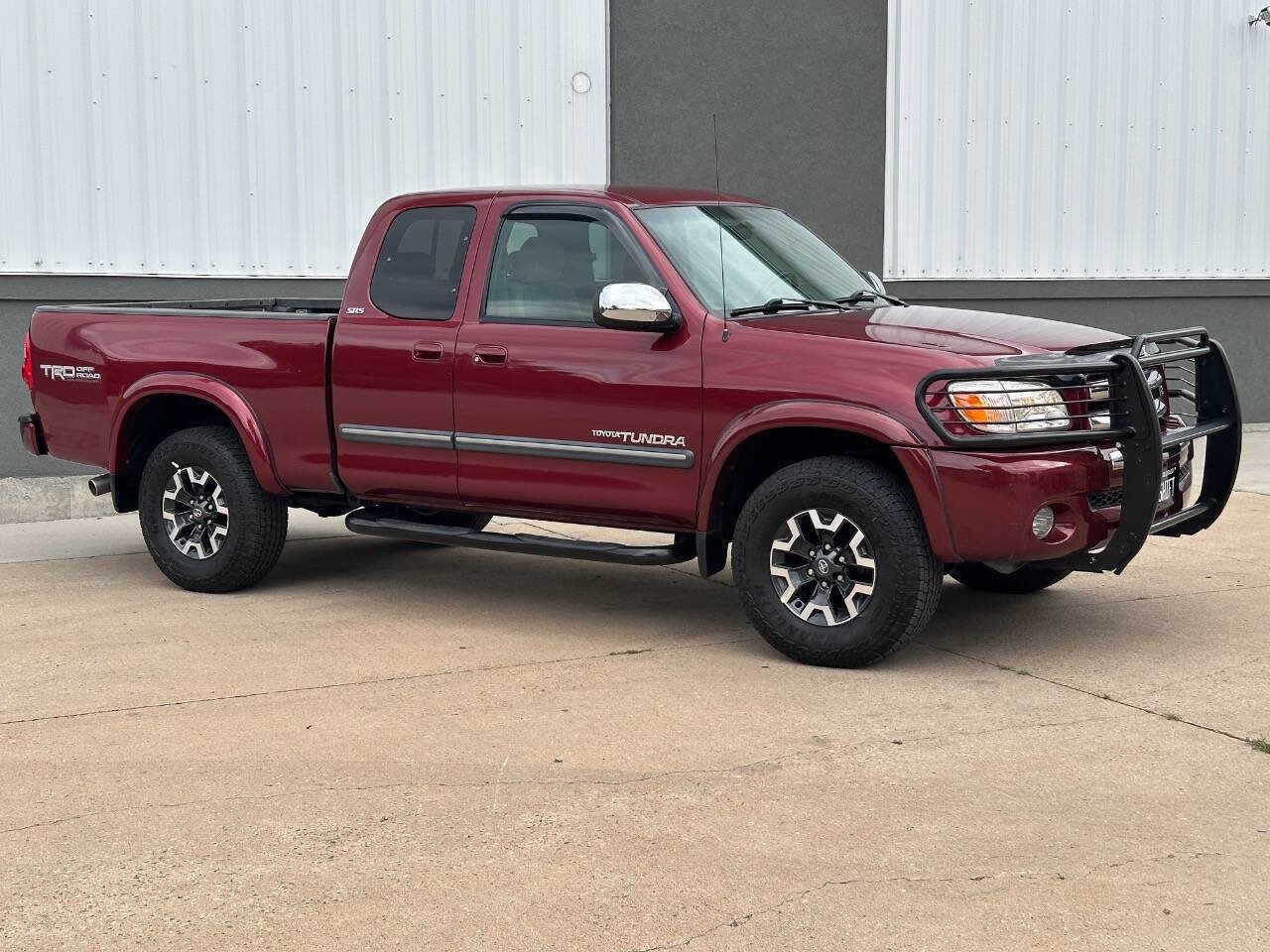 Used 2006 Toyota Tundra SR5 w/ TRD Off-Road Pkg AWD/4WD image 23