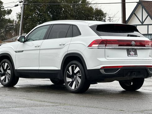 Used 2024 Volkswagen Atlas Cross Sport SE AWD/4WD image 8