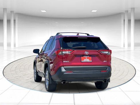Used 2023 Toyota RAV4 XLE Premium image 3