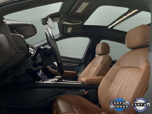 Used 2022 Audi e-tron Premium Plus w/ Premium Plus Package image 27