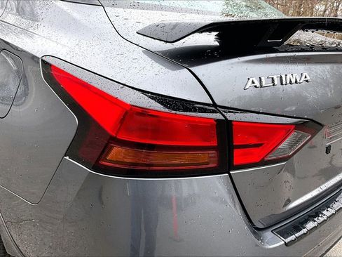 Used 2022 Nissan Altima 2.5 SV w/ SV Premium Package AWD/4WD image 28