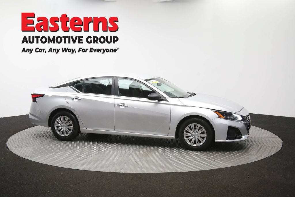 Used 2024 Nissan Altima 2.5 S FWD image 46