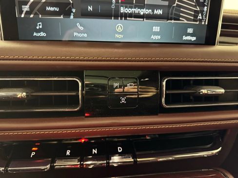 Certified 2023 Lincoln Aviator Black Label w/ Dynamic Handling Package AWD/4WD image 38