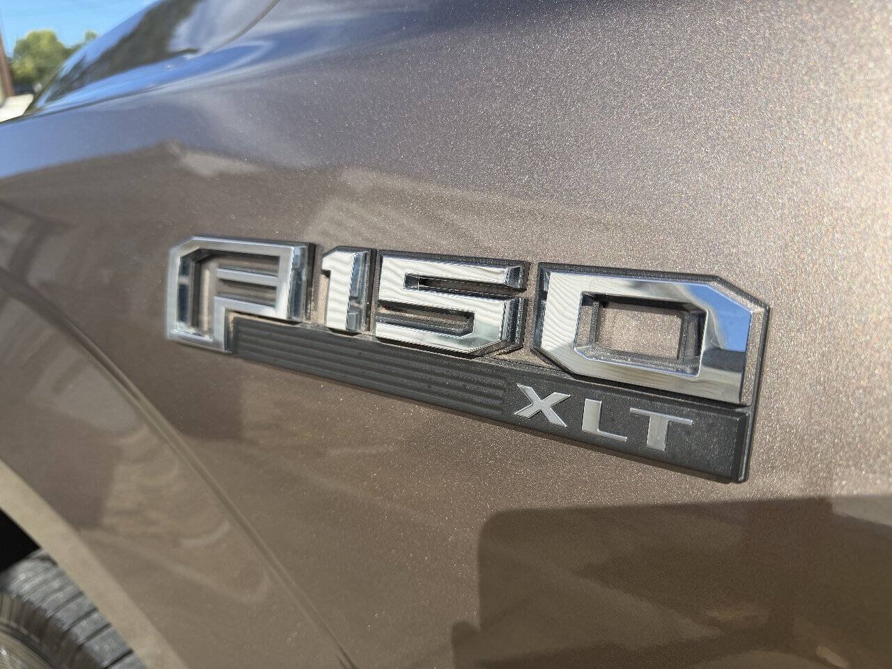Used 2019 Ford F150 XLT w/ Trailer Tow Package AWD/4WD image 9