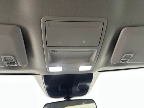 Used 2025 Ford Maverick XL w/ Equipment Group 101A image 24