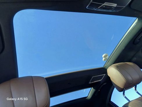 Used 2016 Mercedes-Benz S 550 Sedan image 19