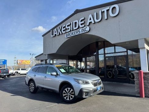 Used 2022 Subaru Outback Premium image 1
