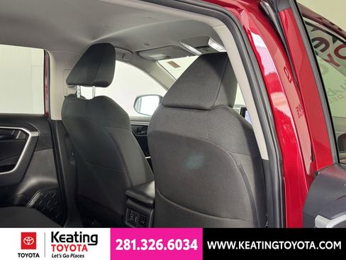 Certified 2025 Toyota RAV4 LE AWD/4WD image 21