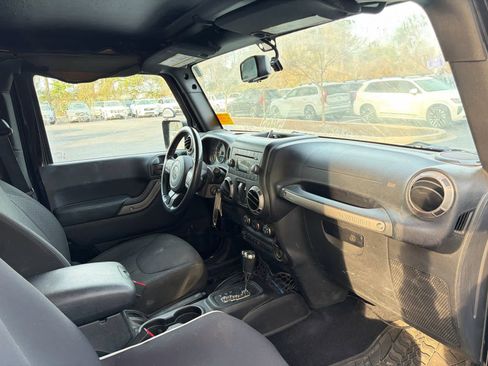 Used 2016 Jeep Wrangler Sport w/ Quick Order Package 24S image 17