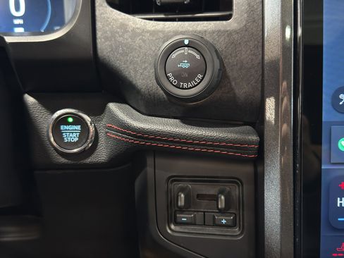 Used 2023 Ford Expedition Limited AWD/4WD image 22