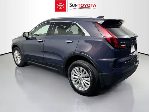 Used 2024 Cadillac XT4 Luxury image 6