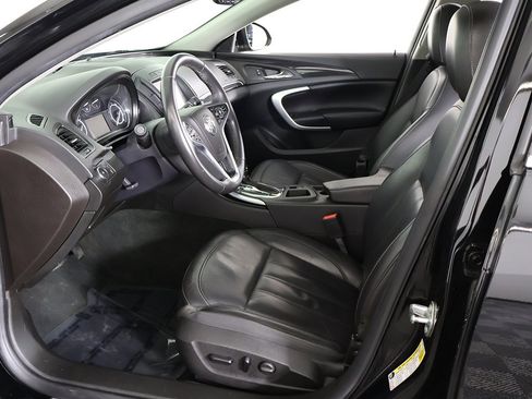 Used 2015 Buick Regal image 30
