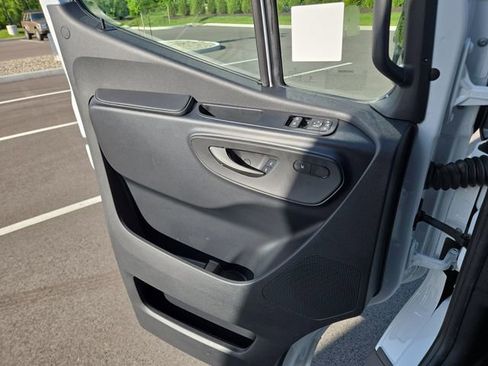New 2026 Mercedes-Benz Sprinter 2500 image 21