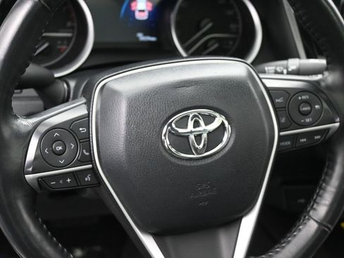 Used 2024 Toyota Camry XLE image 16