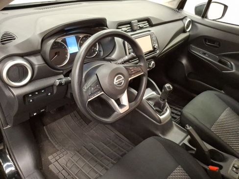 Used 2022 Nissan Versa S image 17