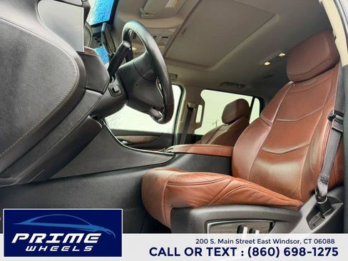 Used 2016 Cadillac Escalade Luxury image 10