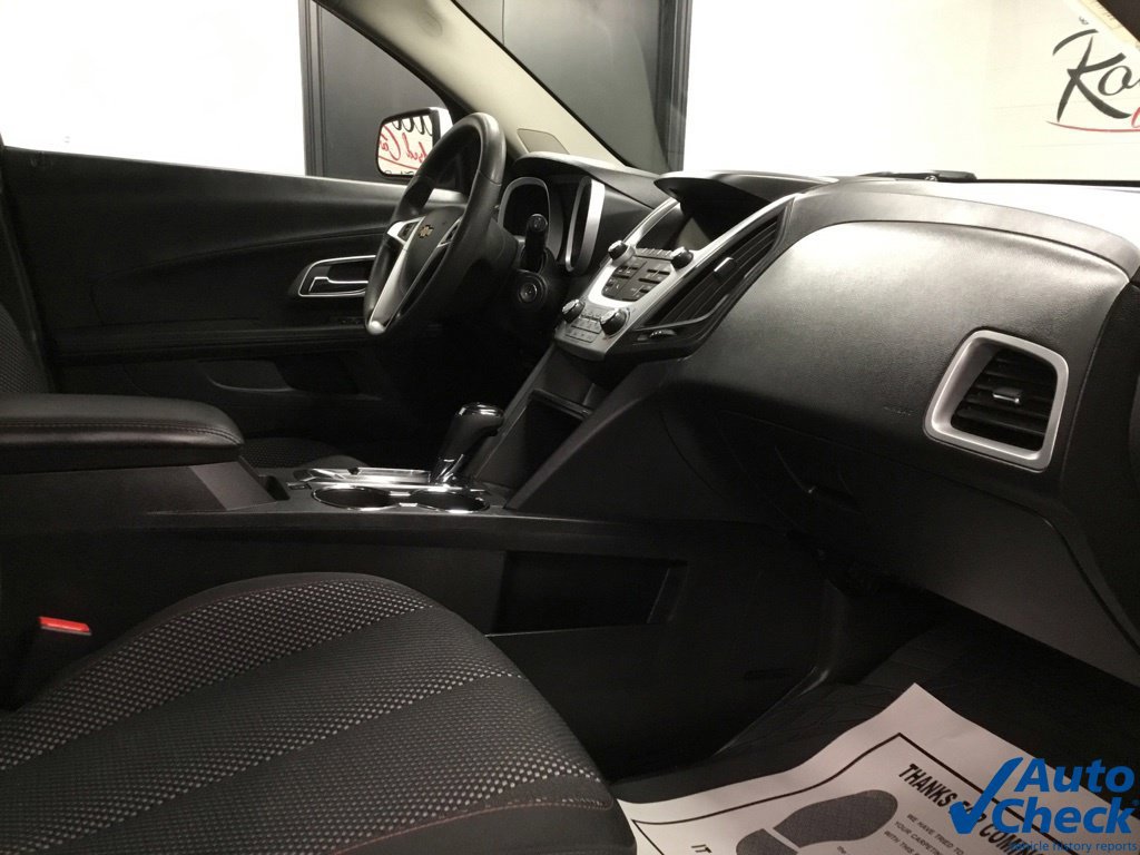 Used 2017 Chevrolet Equinox LT AWD/4WD image 39