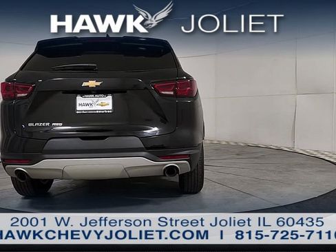 Used 2025 Chevrolet Blazer LT AWD/4WD image 5