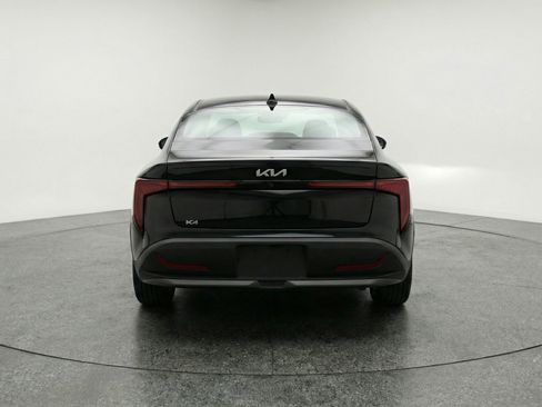 Used 2025 Kia K4 LXS image 7