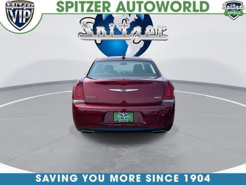 Used 2020 Chrysler 300 Touring w/ Sport Appearance Package RWD image 8
